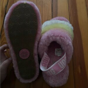 Ugg pink pastel, yeah slides